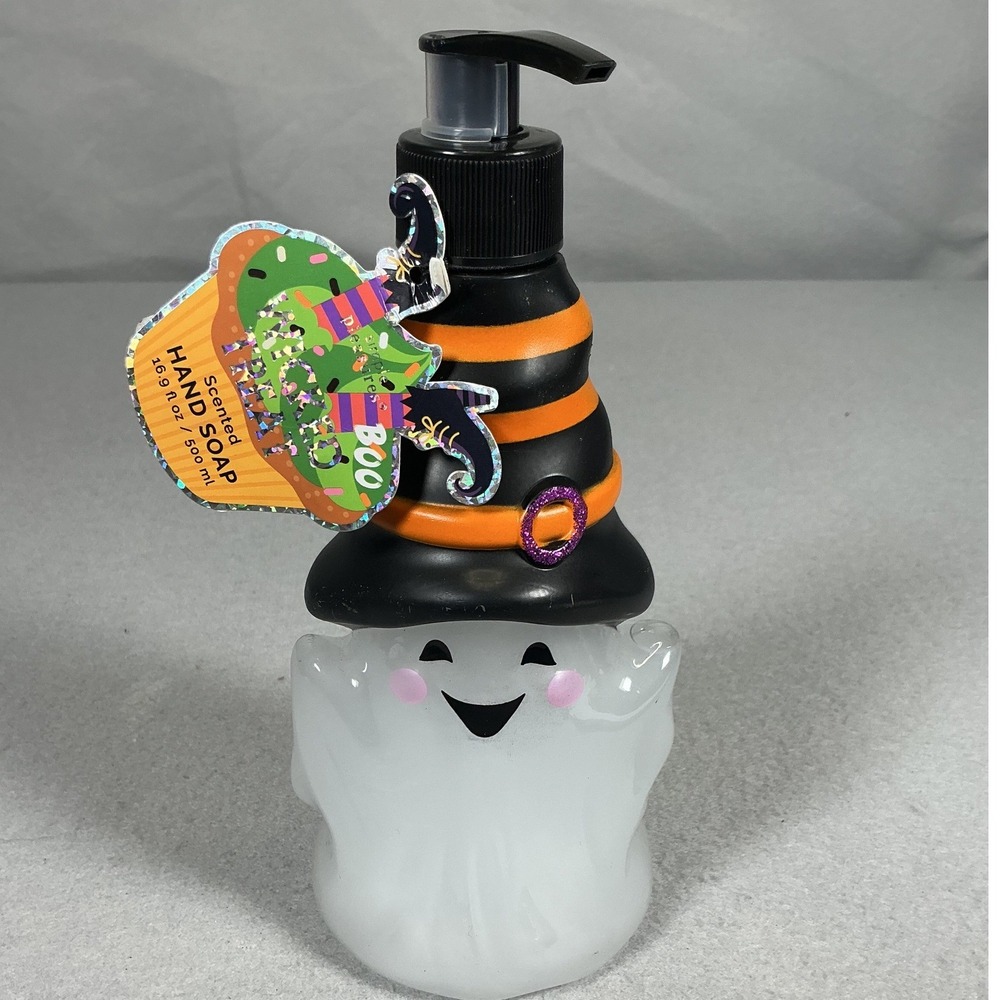 Simple Pleasures Wicked Treat Ghost Witch Hat Hand Soap 16.9oz Halloween